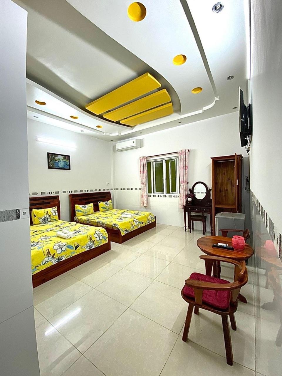 Ngoc May Guesthouse تشاو دوك المظهر الخارجي الصورة